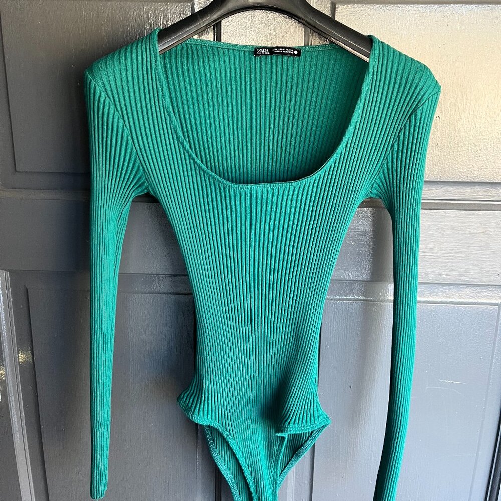 ZARA Green Long Sleeve Ribbed Bodysuit